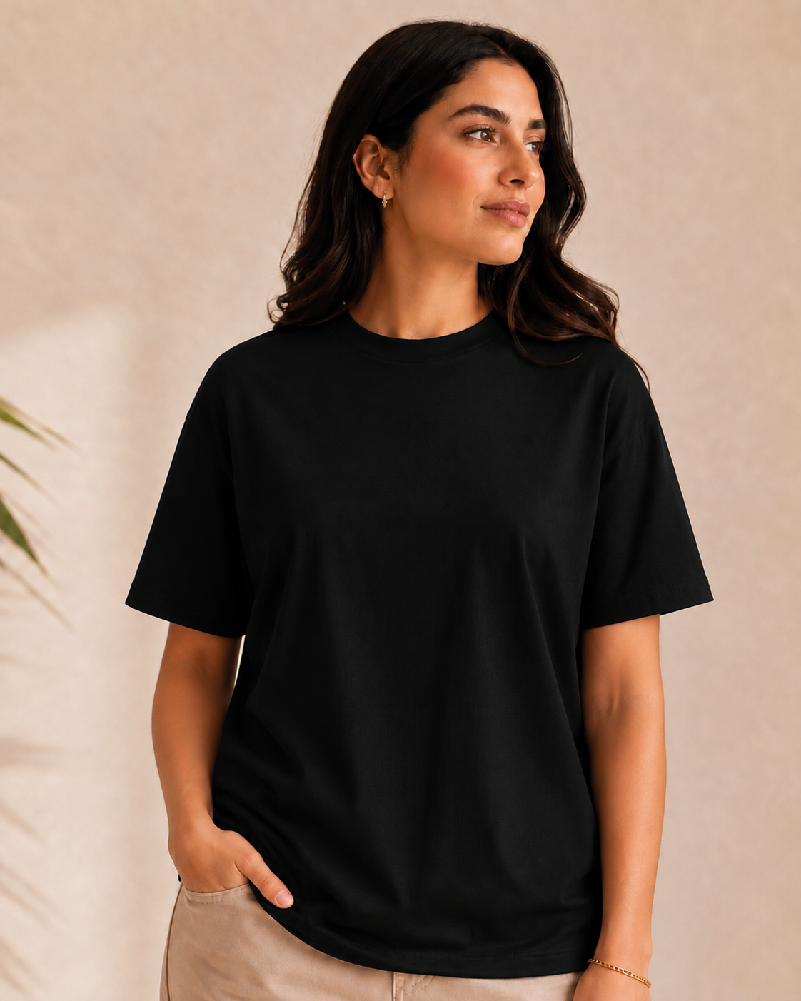 Black basic T-shirt for women